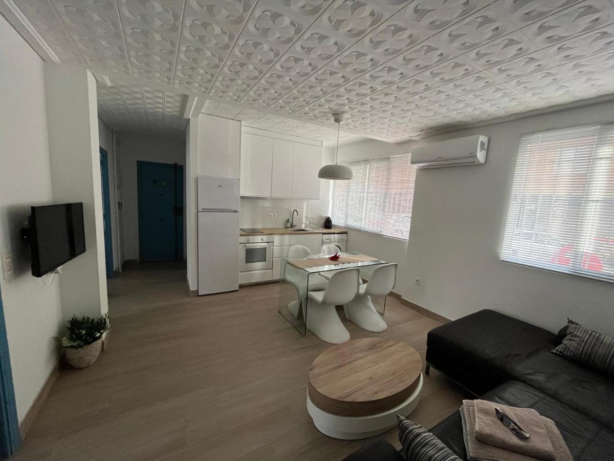 Modernized 3-Bedroom Flat 500M To The Beach Valencia Exterior foto